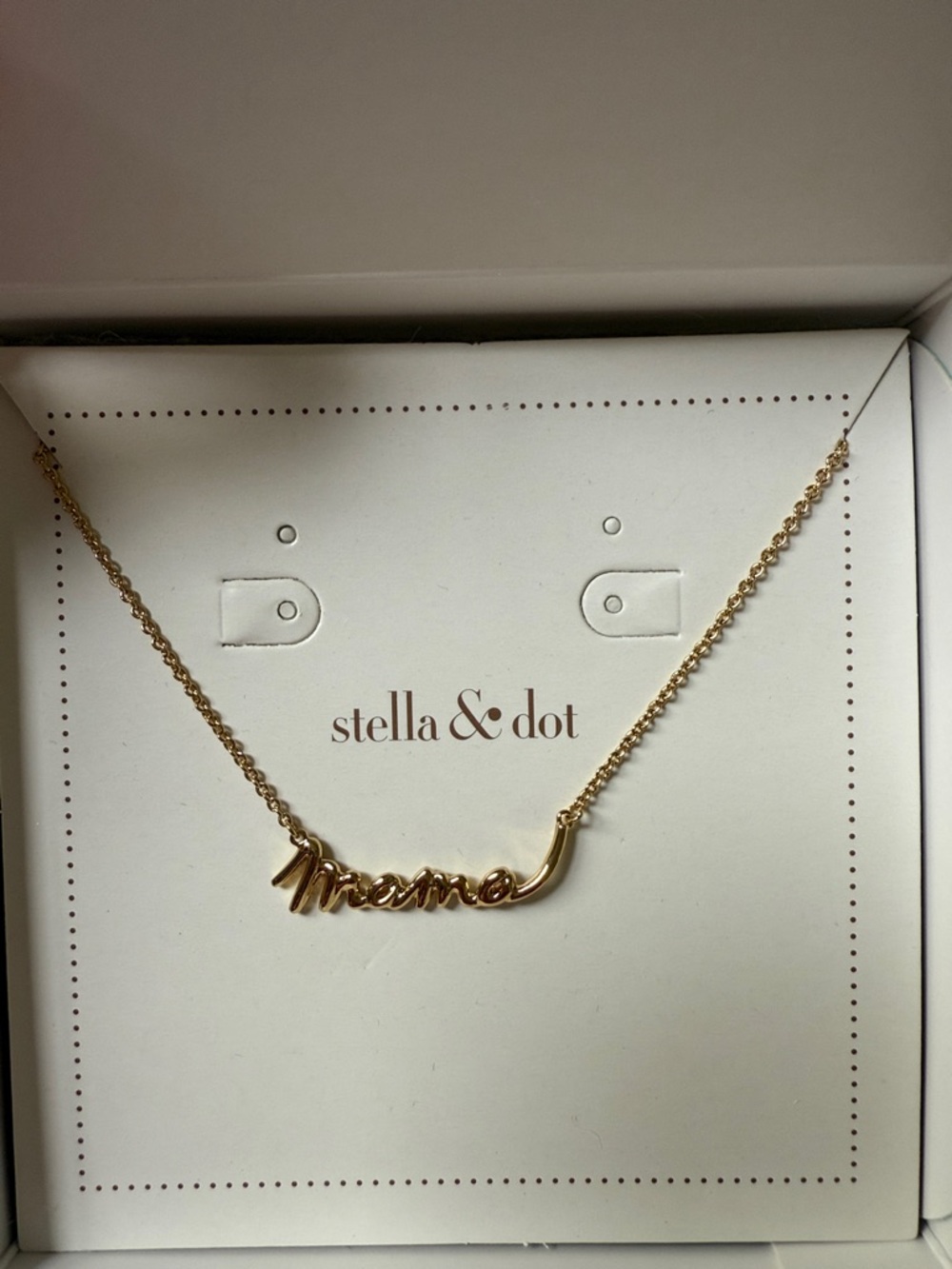 Stella & Dot Polished Gold 'Mama' Script Pendant Necklace NWT